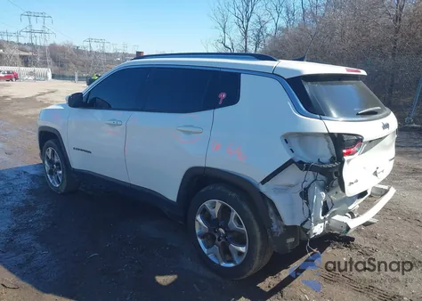 2018 Jeep Compass Limited 4X4 из США, поврежденный, VIN 3C4NJDCB3JT362044